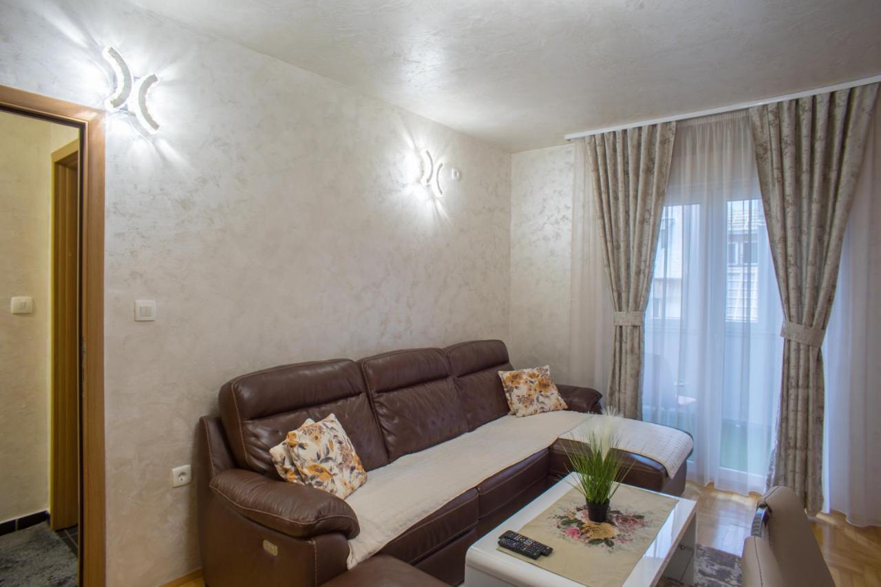 Lux Deluxe Apartment Zabljak  Bagian luar foto