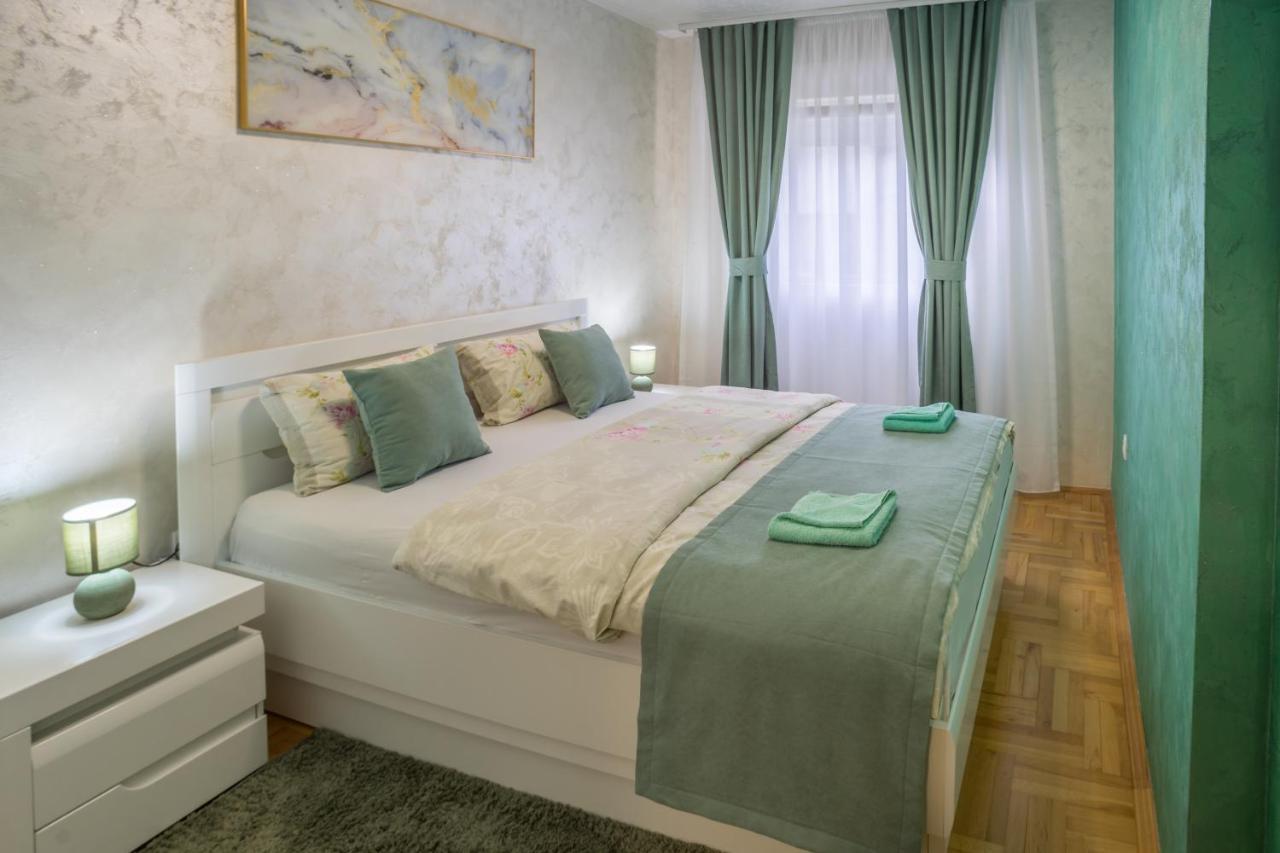 Lux Deluxe Apartment Zabljak  Bagian luar foto
