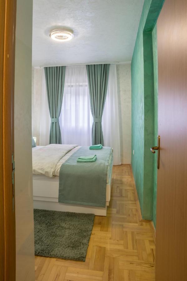 Lux Deluxe Apartment Zabljak  Bagian luar foto